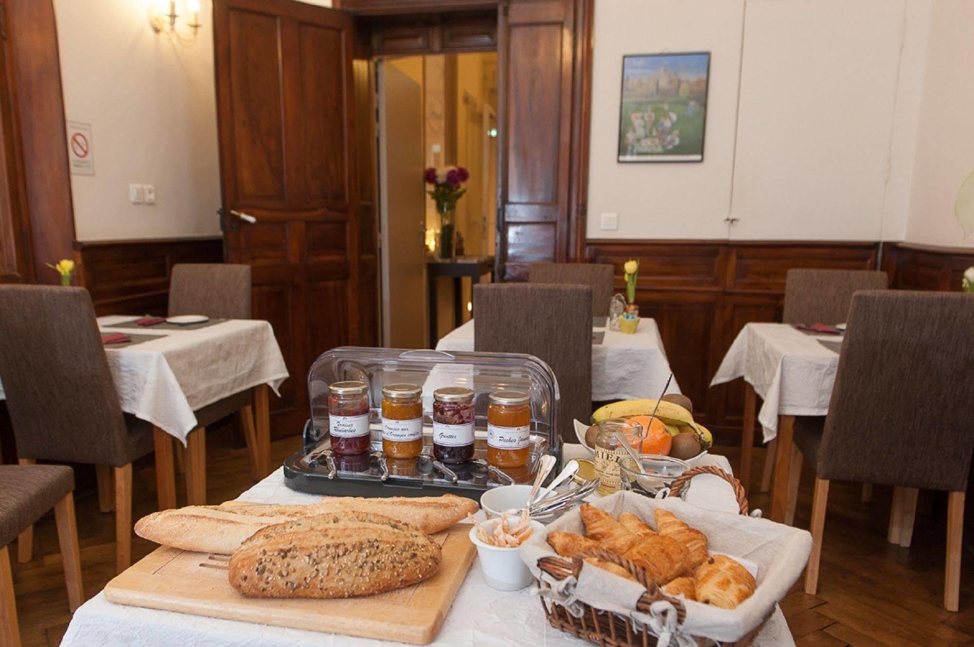 Hotel Sainte Anne - Apt Esterno foto